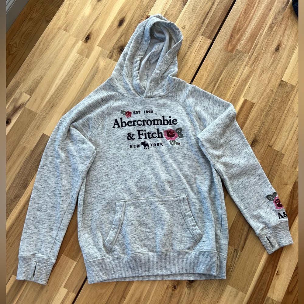 Abercrombie & Fitch Light Gray Sweatshirt - Floral Embroider - Size 11/12